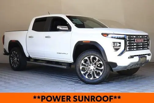 2023 GMC Canyon 4WD Denali 4WD photo