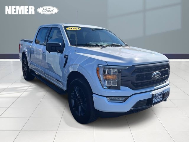 2023 Ford F-150 XLT 4WD photo