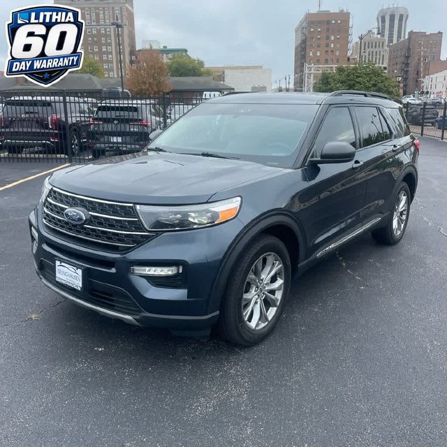 2023 Ford Explorer XLT 4WD photo
