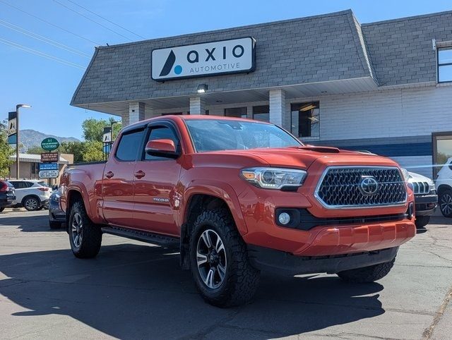 2018 Toyota Tacoma SR5 4WD photo