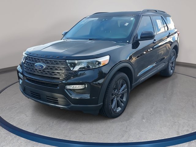2023 Ford Explorer XLT 4WD photo