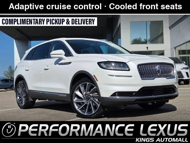 2023 Lincoln Nautilus Reserve AWD photo