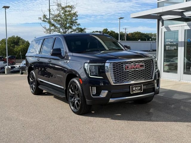 2023 GMC Yukon XL Denali 4WD photo