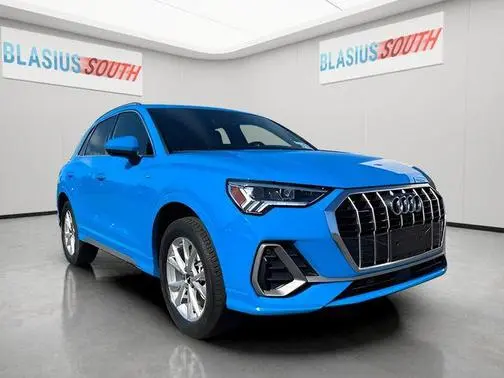 2023 Audi Q3 S line Premium AWD photo
