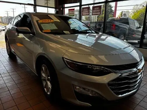 2021 Chevrolet Malibu LT FWD photo