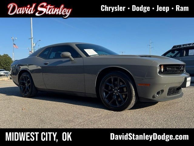 2023 Dodge Challenger SXT RWD photo