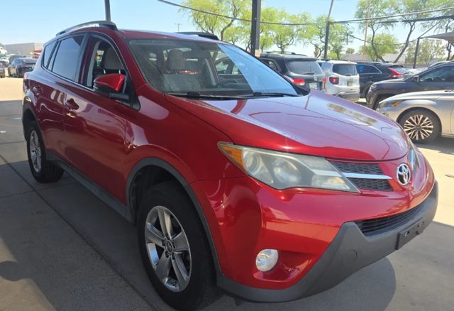 2015 Toyota RAV4 XLE FWD photo
