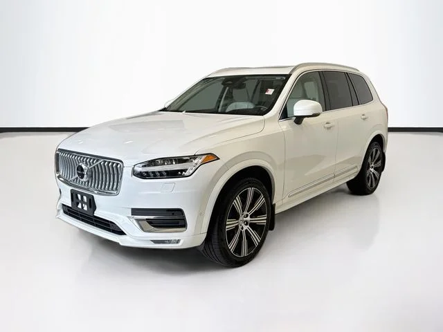 2023 Volvo XC90 Ultimate AWD photo