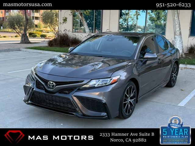 2021 Toyota Camry SE FWD photo