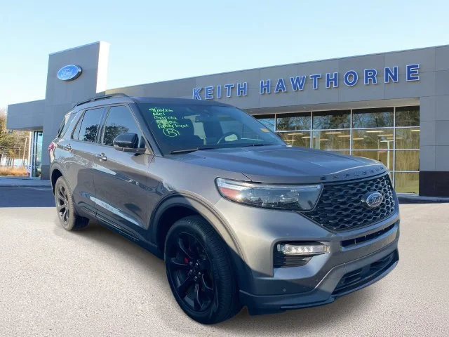 2023 Ford Explorer ST 4WD photo