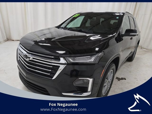 2023 Chevrolet Traverse LT Cloth FWD photo