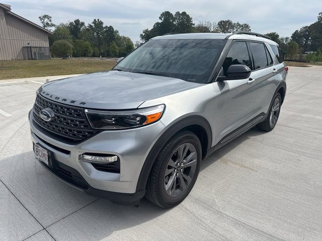 2023 Ford Explorer XLT 4WD photo