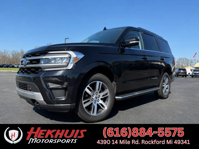 2023 Ford Expedition XLT 4WD photo