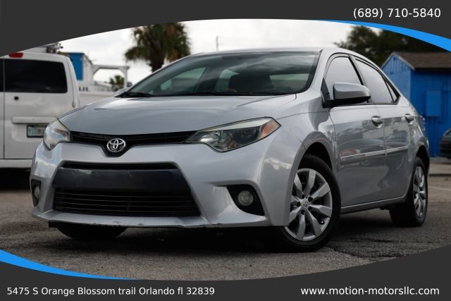 2015 Toyota Corolla LE FWD photo