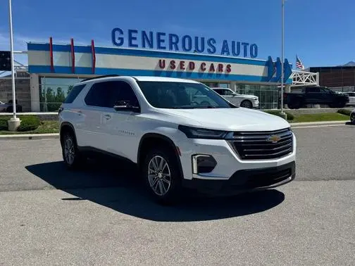 2022 Chevrolet Traverse LT Leather FWD photo