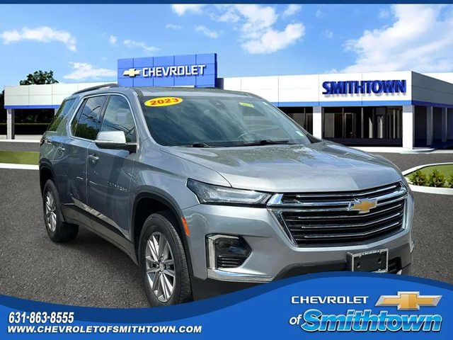 2023 Chevrolet Traverse LT Leather AWD photo