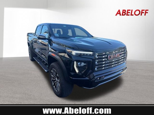 2023 GMC Canyon 4WD Denali 4WD photo