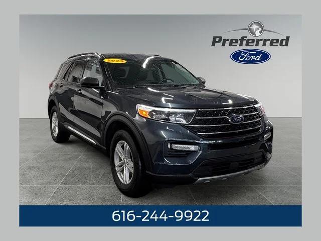 2023 Ford Explorer XLT 4WD photo
