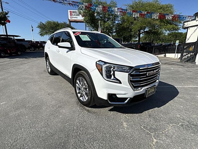 2022 GMC Terrain SLT FWD photo