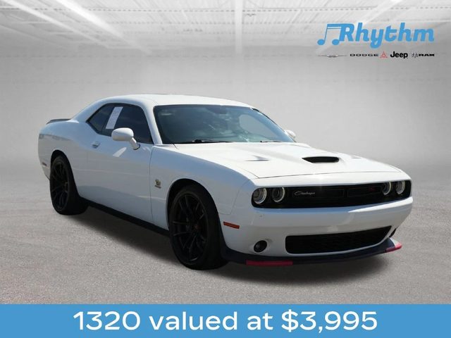 2023 Dodge Challenger R/T Scat Pack RWD photo