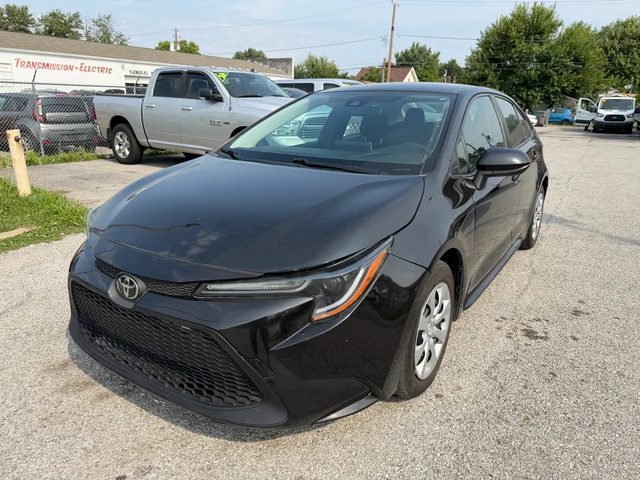 2021 Toyota Corolla LE FWD photo
