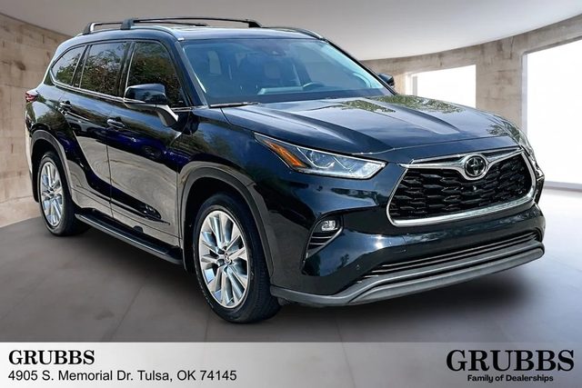 2021 Toyota Highlander Limited AWD photo