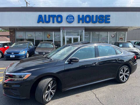 2021 Volkswagen Passat 2.0T SE FWD photo