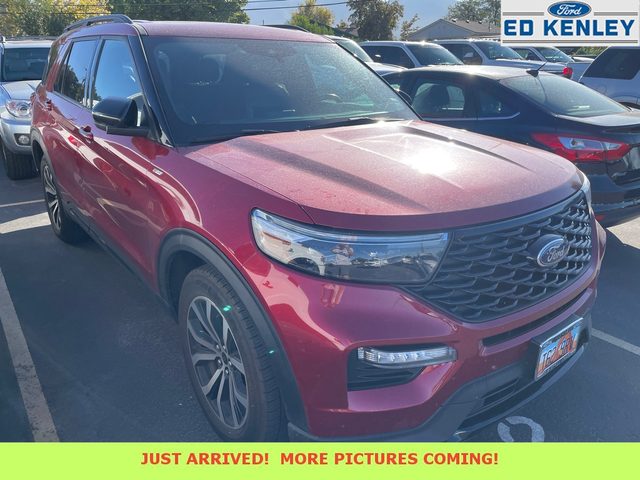 2023 Ford Explorer ST-Line 4WD photo