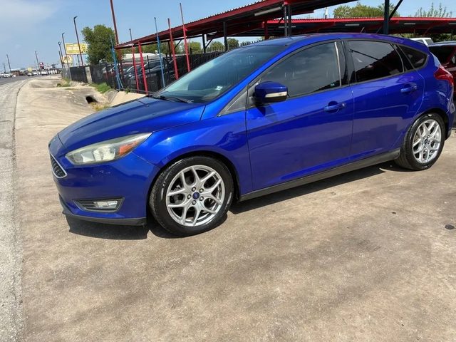 2015 Ford Focus SE FWD photo