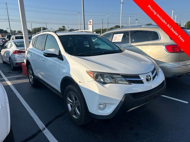 2015 Toyota RAV4 XLE FWD photo
