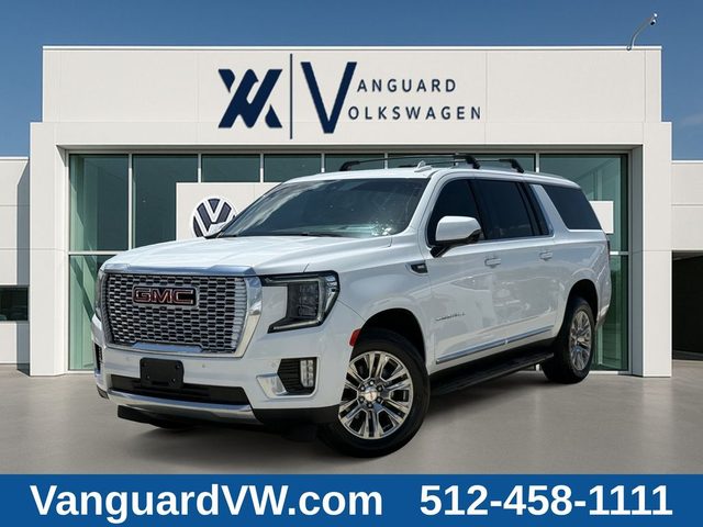 2022 GMC Yukon XL Denali 4WD photo