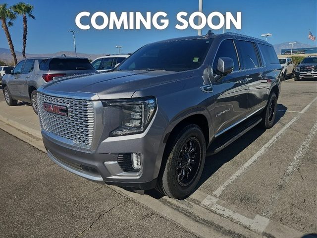 2022 GMC Yukon XL Denali 4WD photo