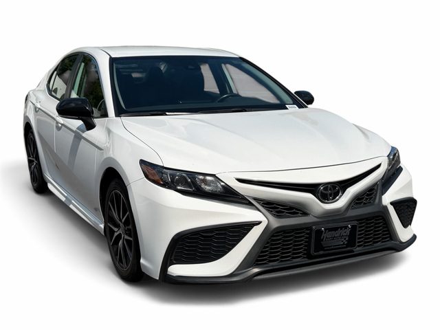 2023 Toyota Camry SE FWD photo