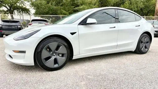 2022 Tesla Model 3 Long Range AWD photo