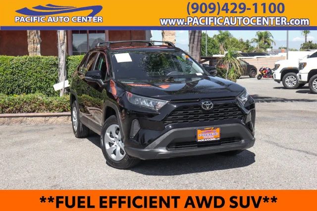 2021 Toyota RAV4 LE AWD photo