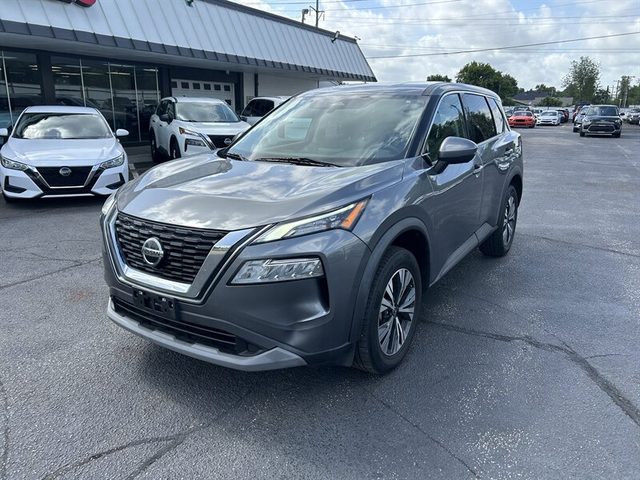 2021 Nissan Rogue SV FWD photo