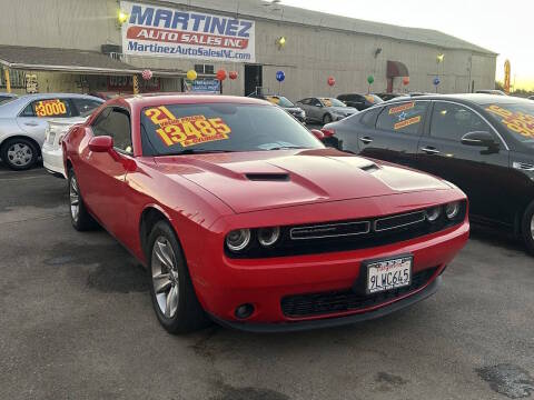 2021 Dodge Challenger SXT RWD photo