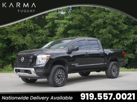 2022 Nissan Titan SV 4WD photo