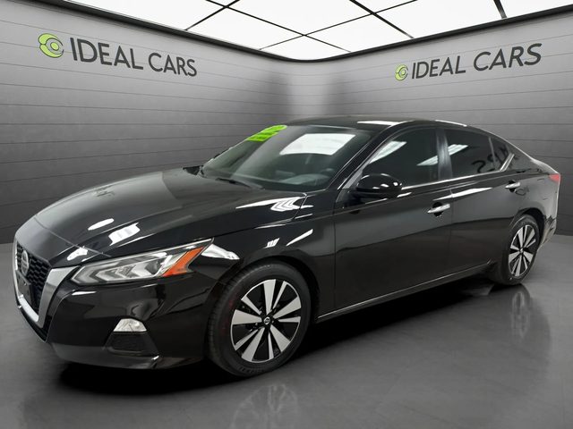 2022 Nissan Altima 2.5 SV FWD photo