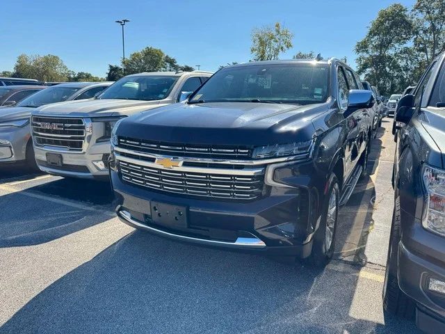 2022 Chevrolet Suburban Premier 4WD photo
