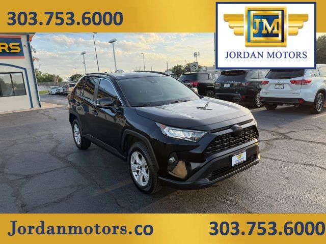 2021 Toyota RAV4 XLE AWD photo