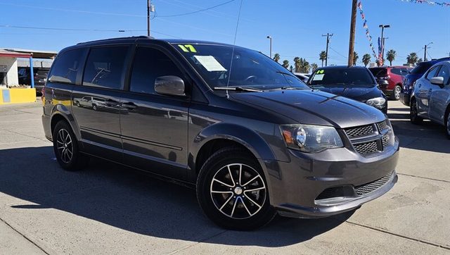 2017 Dodge Grand Caravan GT FWD photo