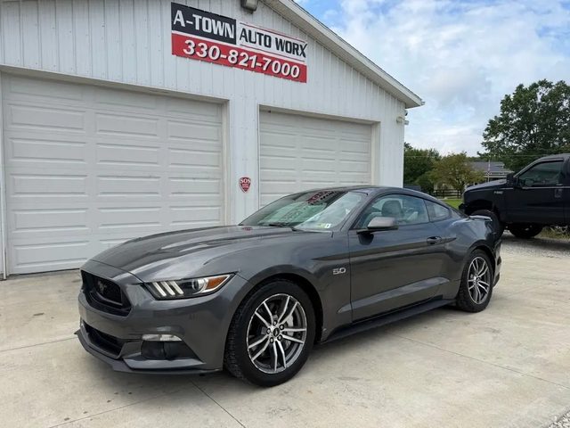 2015 Ford Mustang GT RWD photo