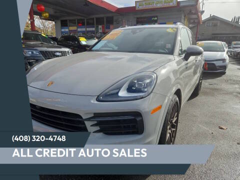 2022 Porsche Cayenne E-Hybrid AWD photo