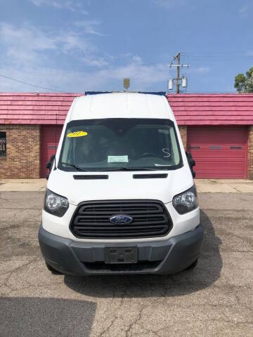 2017 Ford Transit Van RWD photo