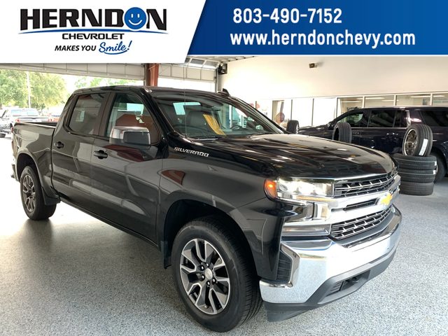 2022 Chevrolet Silverado 1500 LT 4WD photo