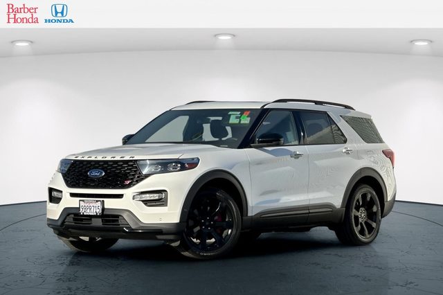 2022 Ford Explorer ST 4WD photo