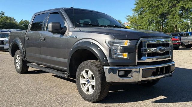 2015 Ford F-150 XLT 4WD photo