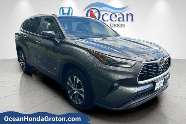2023 Toyota Highlander XLE AWD photo