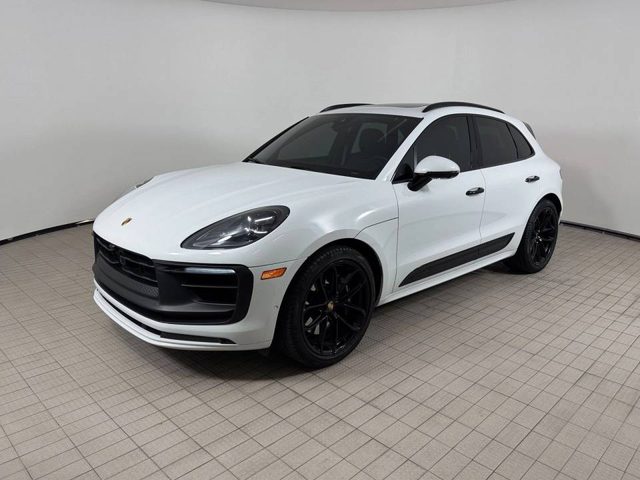 2023 Porsche Macan GTS AWD photo
